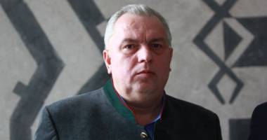 Nicușor Constantinescu  solicită instanței să poată comunica cu angajații CJC
