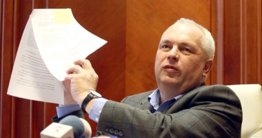 Stire din Eveniment : Nicușor Constantinescu, dat în urmărire internațională