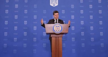 Stire din Actualitate : Nicușor Dan a transmis un mesaj pentru magistrați: "nu vă grăbiți să ieșiți din sistem!"