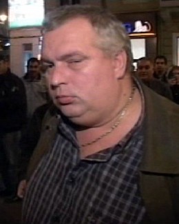 Cât mai poți dormi liniștit? - 2