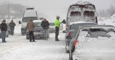 Stire din Eveniment : VIN NINSORILE /  Vă pregătiți să plecați la drum? Iată ce spun polițiștii