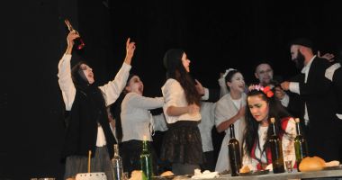 "Niște năroji" ajung la Teatrul de Stat din Constanța - 2