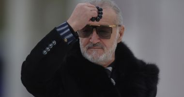 Stire din Actualitate : Ce sumă a donat Gigi Becali pentru construirea Catedralei Mântuirii Neamului. Precizări de la Patriarhie