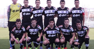 Stire din Sport : Noi convocări la loturile naționale pentru jucătorii Academiei Hagi