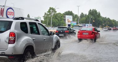 Stire din Social : Noi AVERTIZĂRI de vreme rea, la Constanţa