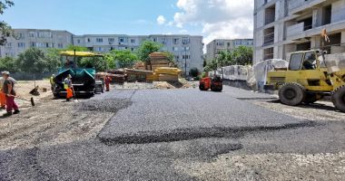 Noi parcări rezidenţiale în cartierele din Constanţa
