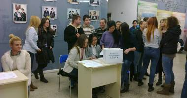 Stire din Cultură-Educație : Noi reprezentanți ai studenților în Senatul Universității "Andrei Șaguna"