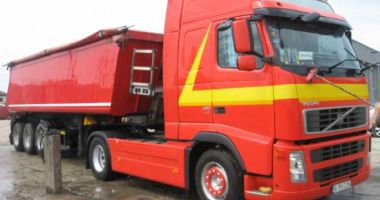 Stire din Social : CONTROALE LA CONSTANȚA! SUNT VIZAȚI TRANSPORTATORII DE MARFĂ
