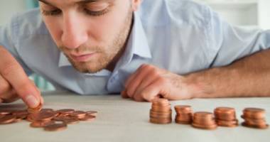 Stire din Social : Anul 2015 vine cu creșteri de prețuri! Iată ce se va scumpi în noul an