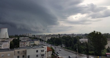 IMAGINI APOCALIPTICE. RUPERE DE NORI LA CONSTANȚA! STRĂZILE DIN ORAȘ, INUNDATE - 3