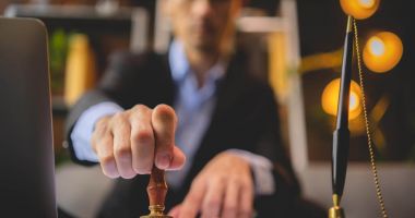 Stire din Eveniment : Proiectul de lege a fost adoptat. Notarii publici vor folosi o singură platformă pentru schimbul de date
