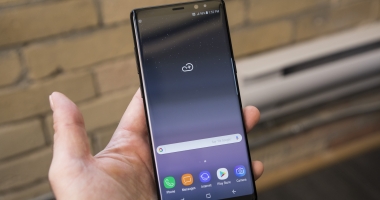 Stire din Tehnologie : Probleme cu Galaxy Note 8! Există riscul să nu mai poată fi încărcat