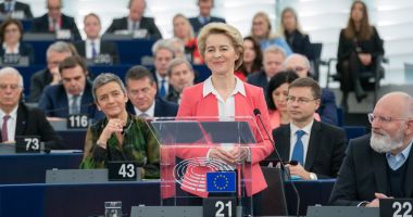 Stire din Actualitate : Noua Comisie Europeană și-a început mandatul și nu duce lipsă de provocări