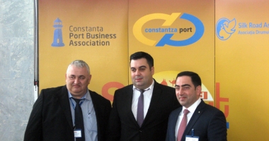 Stire din Economie : Noul drum al mătăsii va trece prin portul Constanța