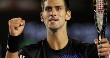 Stire din Sport : Tenis, Turneul Campionilor. Novak Djokovic, învingător în partida cu Andy Murray
