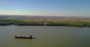 Două nave s-au ciocnit pe Dunăre: 5 persoane rănite. Conducătorul uneia dintre ambarcaţiuni era băut