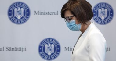 Ministrul Sănătății, apel către români: „Oferiți-vă și oferiți cadou șansa revenirii la normalitate prin vaccinare”