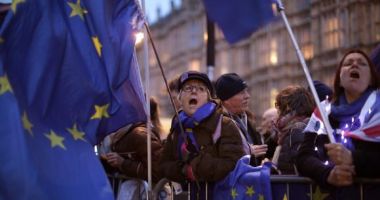 Britanicii ies în stradă pentru a cere un nou referendum pe Brexit