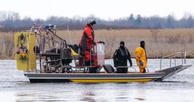 Stire din Actualitate : MAE: Două dintre persoanele decedate la granița dintre Canada și SUA au cetățenie română