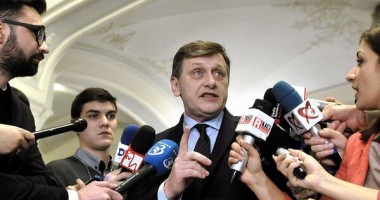 Stire din Politică-Administrație : "Nu am motive să demisionez"