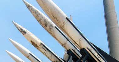 Stire din Actualitate : Ce țări și-au sporit numărul  de focoase nucleare