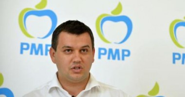 Stire din Politică-Administrație : "PMP nu fuzionează cu niciun partid"