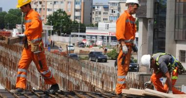 Numărul autorizațiilor de construire pentru locuințe este în scădere