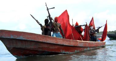 Stire din Actualitate : Numărul cazurilor de piraterie și jaf armat din Strâmtoarea Singapore a crescut anul trecut