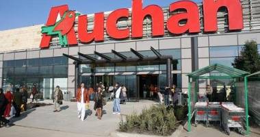 Stire din Social : Consumatori infectați cu Salmonella și angajați cu streptococ. Rezultatele anchetei de la AUCHAN-ul din Maritimo, dezastruoase