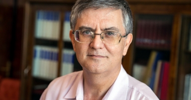 Numirile de directori controlate de minister