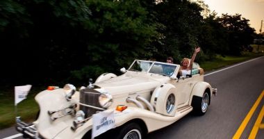 Stire din Eveniment : Panică la nuntă! Un individ a tras cu pistolul asupra unei mașini în care se afla mireasa
