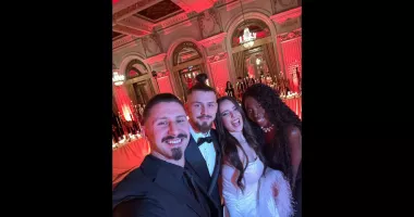 Primele imagini de la nunta lui Radu Drăgușin. Colegi din fotbal prezenți la eveniment - 2