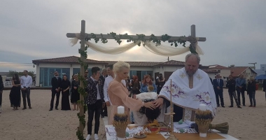 PREOȚII DIN CONSTANȚA, REACȚII DURE DUPĂ NUNTA ACTORULUI STRUNILĂ: "ESTE O CĂSĂTORIE FALSĂ!" - 3