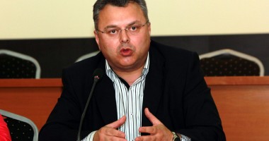 Stire din Politică-Administrație : "Nu vorbim de o tensiune în cadrul USL,  ci de dialog între partidele componente"
