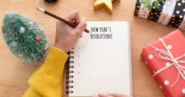Stire din Social : Rezoluțiile în noul an pe plan financiar. Patru lucruri la care să te gândești