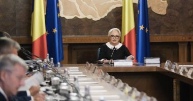 Stire din Politică-Administrație : Klaus Iohannis a semnat decretele. Cine sunt noii miniștri la Justiție, Fonduri Europene și Românii de pretutindeni