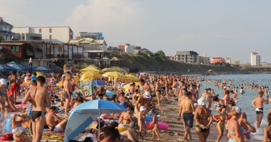 Stire din Social : Cod galben de caniculă și furtuni în mai multe județe. Cum va fi vremea la Constanța