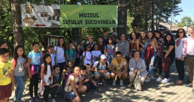 Stire din Cultură-Educație : O altfel de răsplată pentru olimpicii de etnie turcă