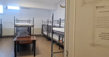 Centrul „Sfânta Filofteia”, refugiu de iarnă pentru oamenii fără adăpost - 6