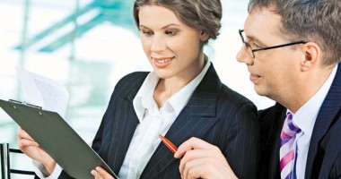 Stire din Economie : Oamenii de afaceri mizează pe creșterea economiei