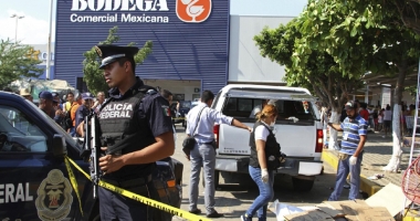 Stire din Actualitate : Schimb de focuri la Acapulco. Turiști morți și răniți