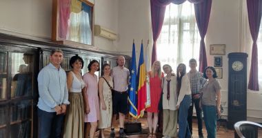 Stire din Cultură-Educație : Oaspeți din Suedia și Germania în vizită la Colegiul "Mircea", printr-un proiect Erasmus+