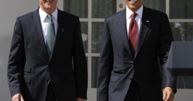 Stire din Actualitate : Cameron l-a pus pe așteptare pe Obama ca să joace tenis
