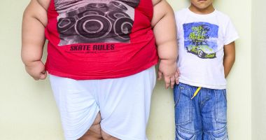 Atenție ce le dați copiilor să mănânce! Obezitatea este o boală gravă