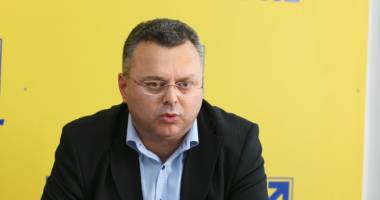 Stire din Politică-Administrație : "Obiectivul PNL este de a continua cu o guvernare liberală"