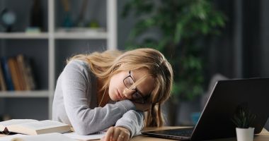 Stire din Sănătate : Cauzele frecvente ale epuizării