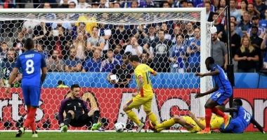 Stire din Sport : Euro 2016 / Franța învinge România. Payet ne-a ucis speranțele în minutul 89