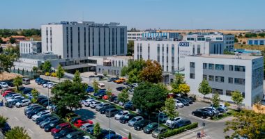 Ovidius Clinical Hospital aduce în premieră în România robotul chirurgical Hugo™ RAS de la Medtronic, dedicat chirurgiei urologice, generale și ginecologice - 2