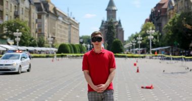 Stire din Eveniment : Ochelari care simulează efectele drogurilor, folosiți de Agenția Antidrog