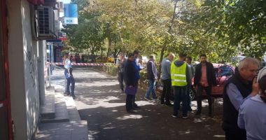 TENTATIVĂ DE JAF ARMAT LA O BANCĂ!